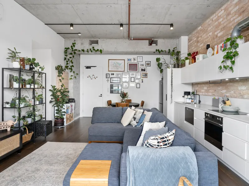 Absolutely Stunning Apartment