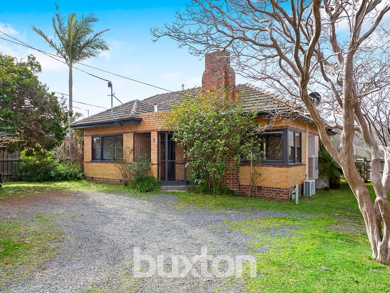 4 BEDROOM HOME PLUS STUDIO