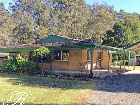 Close to the Wallanbah River!