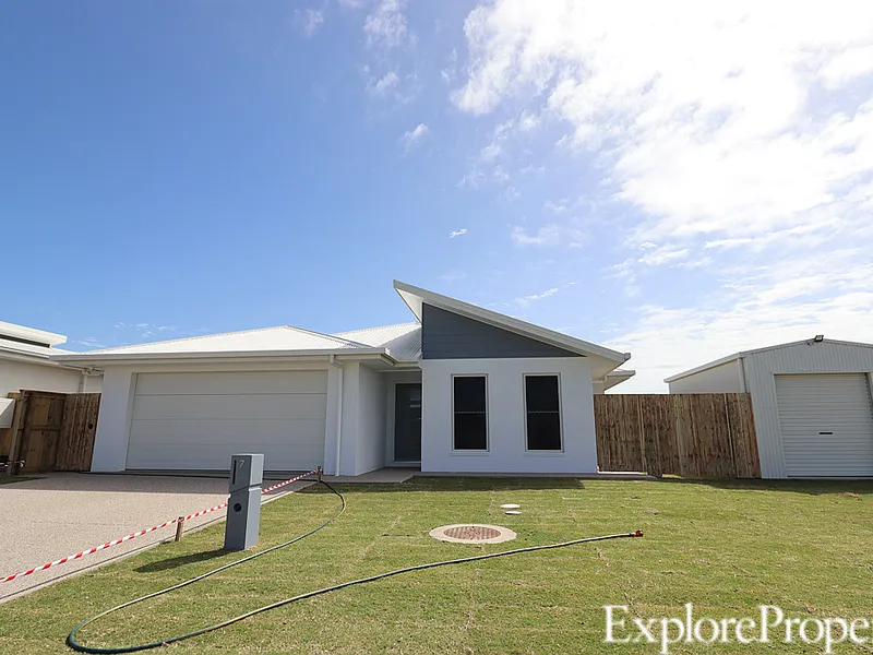 Stunning home in Kerrisdale Estate!