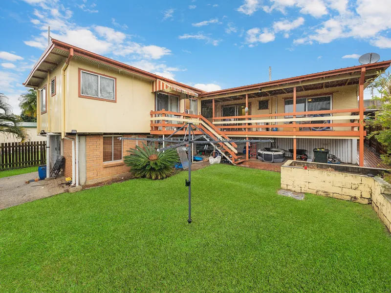 DUAL LIVING OPPORTUNITY, PERFECT FOR EXTENDED FAMILIES