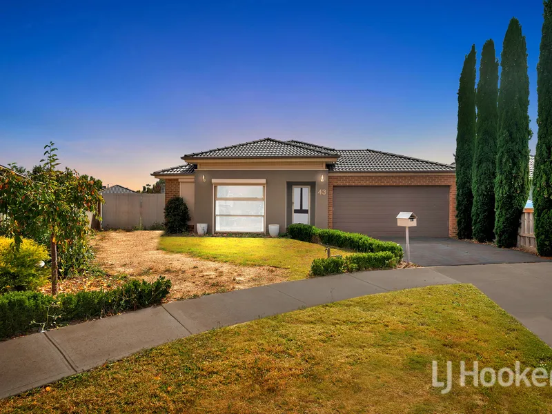 Spacious family home with double gate side access