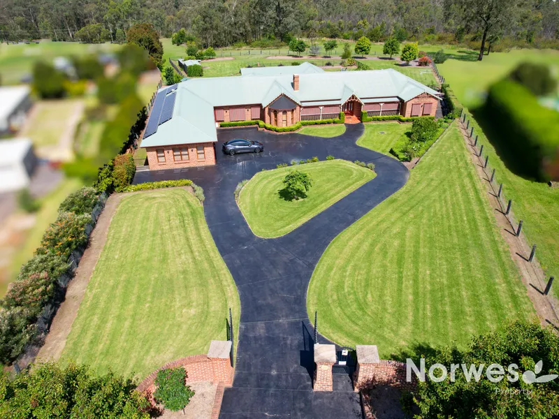 The Jewel of the Crown in Nepean Park Estate