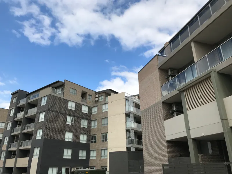 Stunning 3 bedroom plus study apartment in the heart of Homebush West