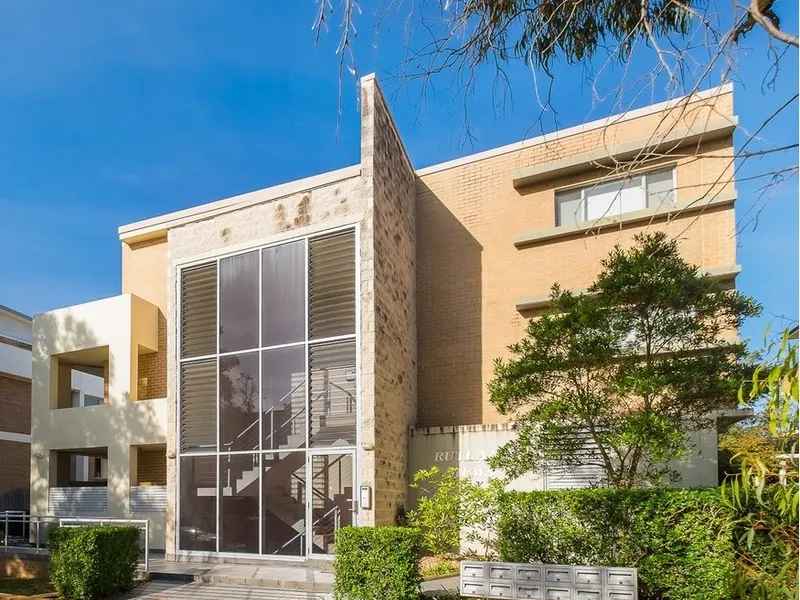 Stylish Two Level Unit 