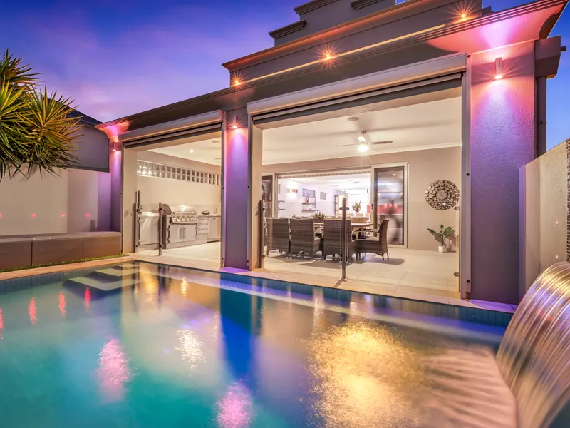 The Peninsula - Resort Style Living - Lake Frontage - Elegant Accommodation with Heated Pool.