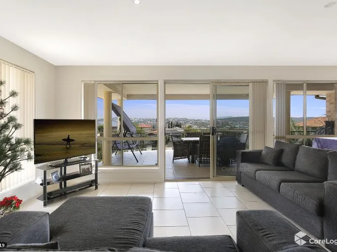 Elevated Living with Panoramic Views: Spacious North-Facing Duplex