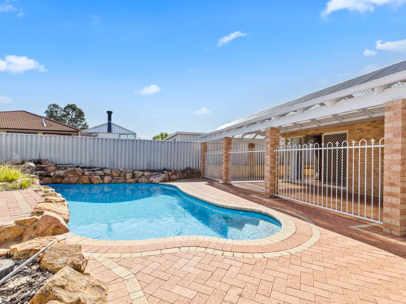 Huge Home in PRIME Location!