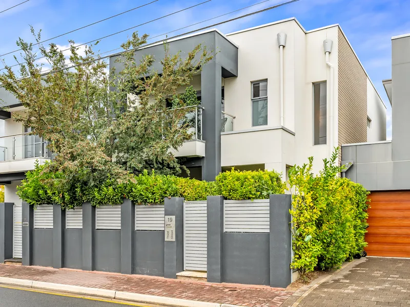 Cosmopolitan luxury in the heart of the inner-West