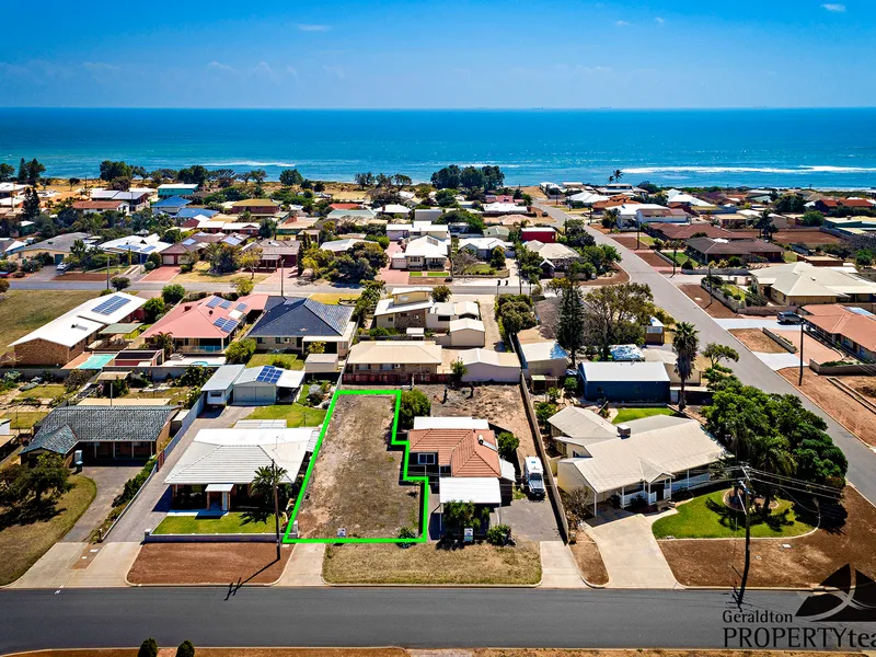 Rare Bluff Point Land