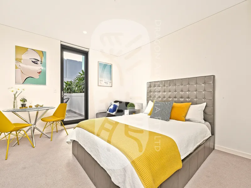 Parkside Spacious Studio in the Heart of Glebe! Close to Broadway Shopping Centre, USYD, UTS