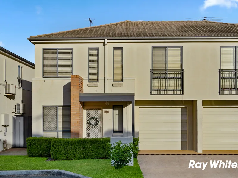 Young And Modern Duplex - NO STRATA !