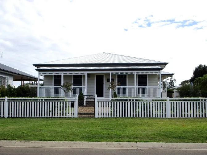 NEAR NEW HOME - PERFECT PLACE TO ENTERTAIN