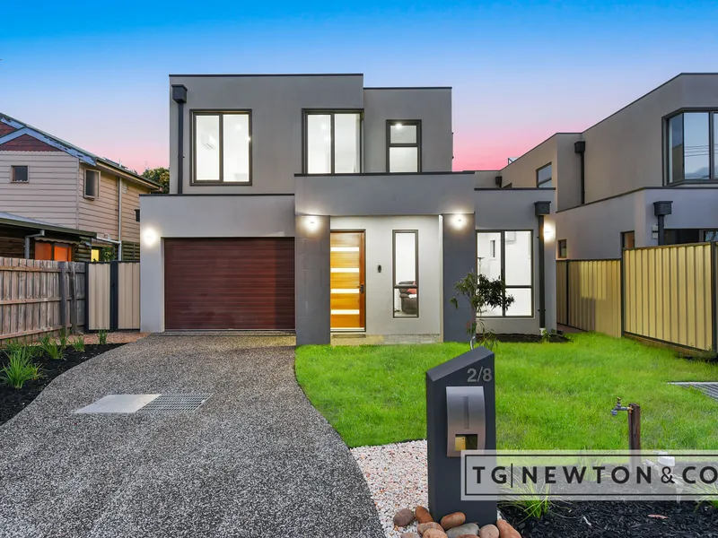 Brand New 33sq Residence on 420sqm!