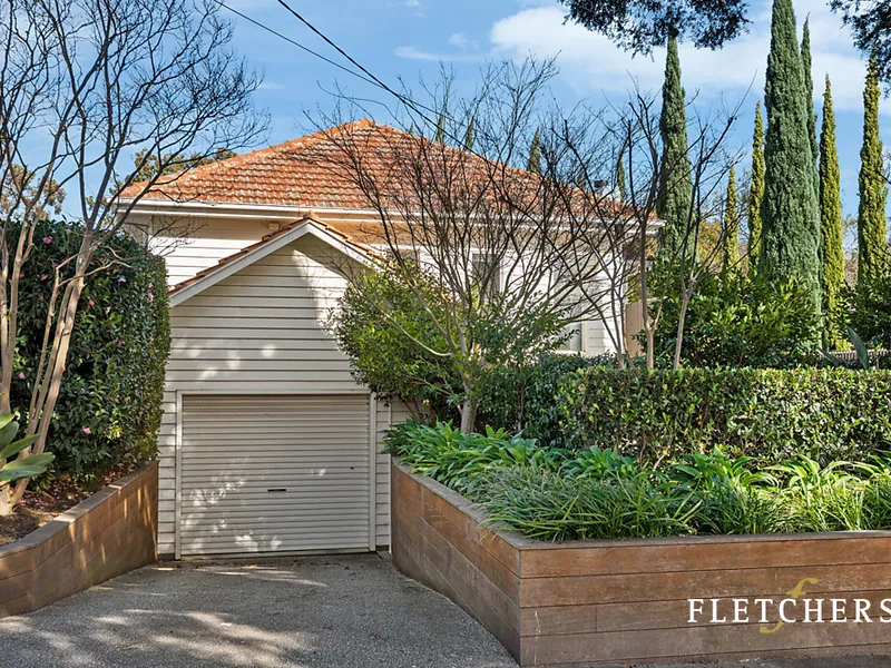 THREE BEDROOM PLUS STUDY WEATHERBOARD CHARMER
