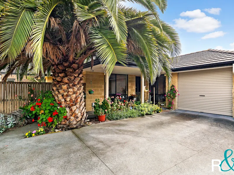 Low Maintenance Living in Convenient Location