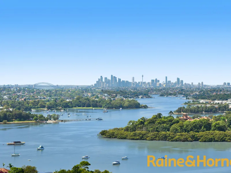 Near New Luxurious 2 Bedrooms with Cityview & Waterview !! Central to Everything