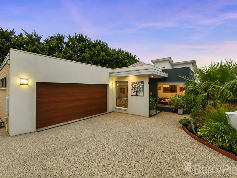 One of Garfield's Finest Residences!