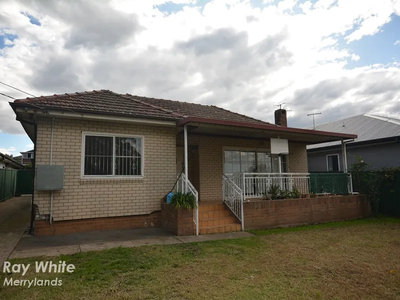 Family Home In The Heart Of Guildford!