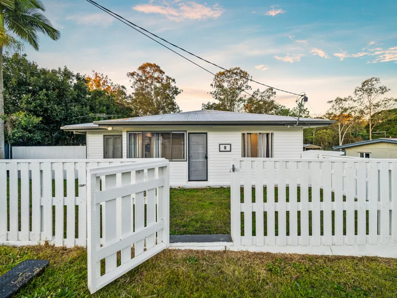 Charming & Well Maintained on a Huge Block with a Shed!