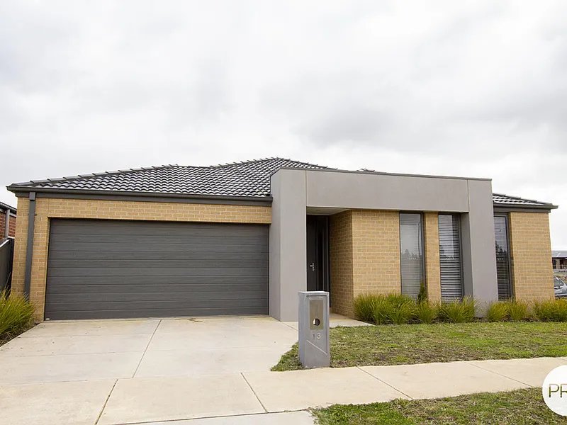 THREE BEDROOM HOME IN LUCAS.
