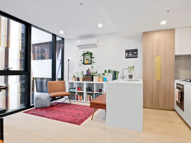 In high demand, ideal apartment in Avant tower.