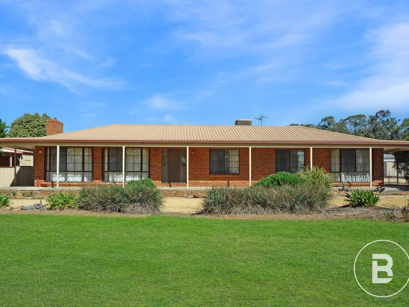 OPPOSITE MARIST COLLEGE MAIDEN GULLY