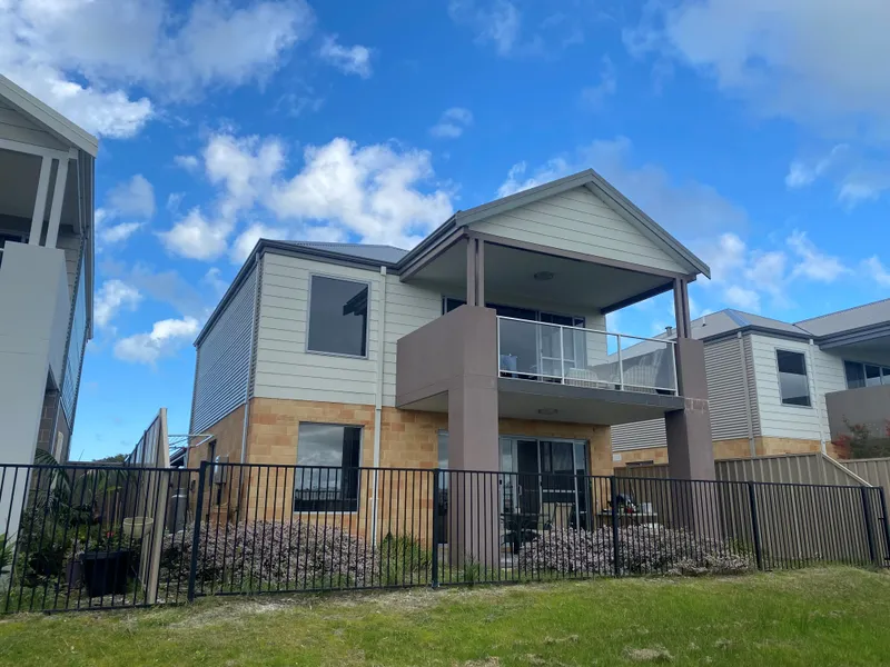 AFFORDABLE FAIRWAY OUTLOOK!