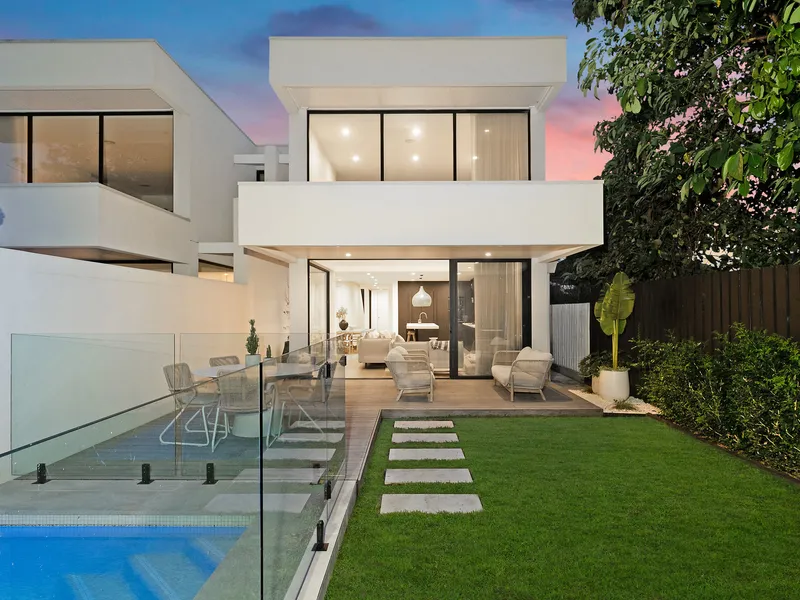 Contemporary masterpiece in sought-after East Matraville locale