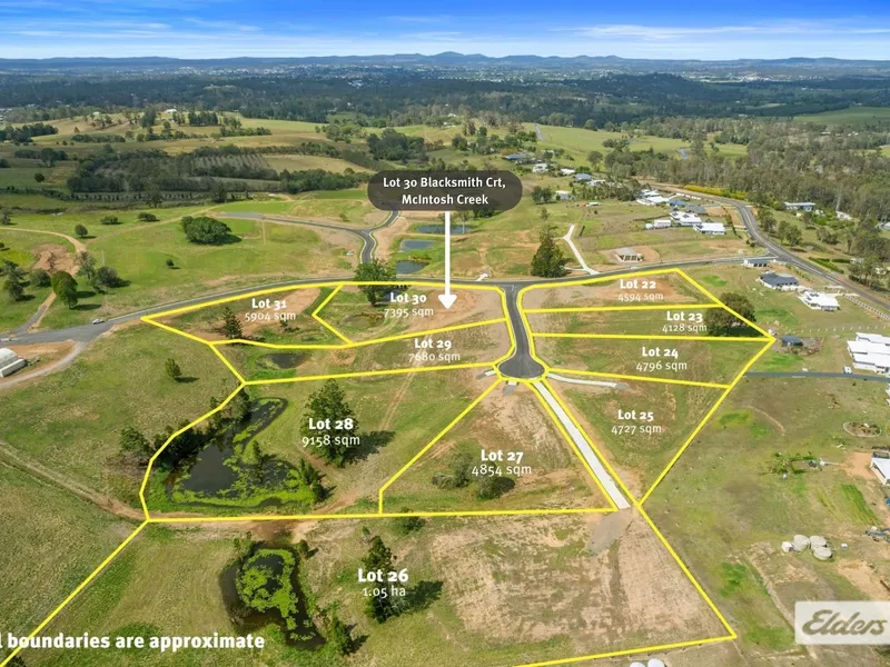 MCINTOSH PARK ESTATE - SMALL ACREAGE JUST GOT BETTER!
