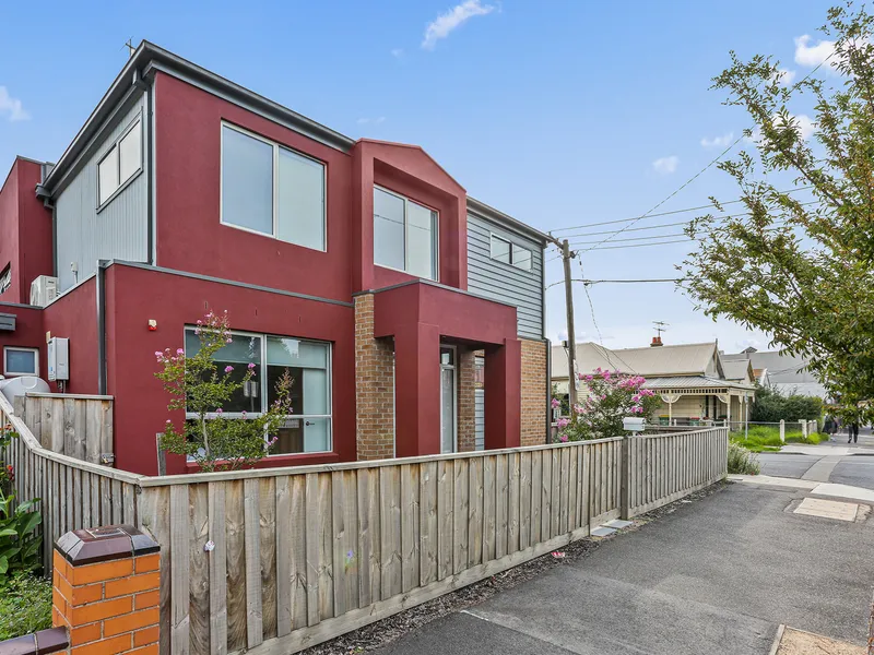 Contemporary Urban Living in the Heart of Footscray