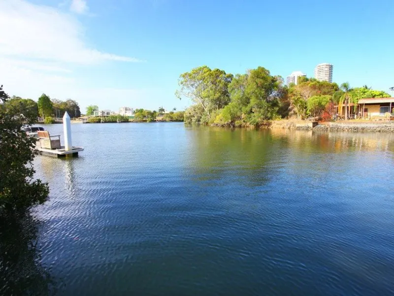 Calling Everyone! Renovators, Developers, Boaties, Large Families!