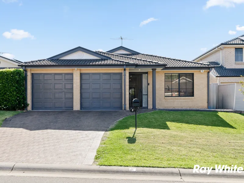 SINGLE LEVEL GEM | PRIME LOCATION