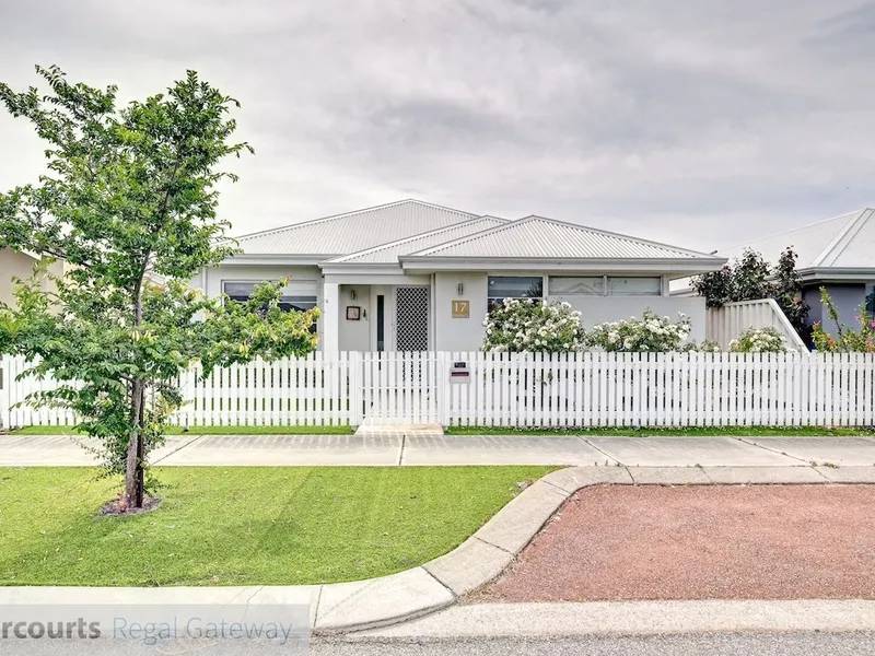 Atwell - Stunning Family Home - 3x2 - $470p/w