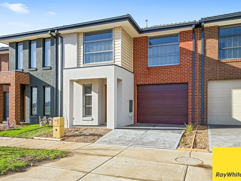 Spacious Townhouse at Affordable Price!!