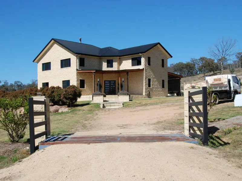 LUXURY SOPHISTICATION NO EXPENSE SPARED IN THIS COUNTRY MANSION!!