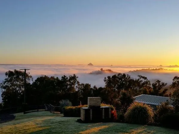 • Picturesque Privacy Amid Spectacular Scenic Surrounds