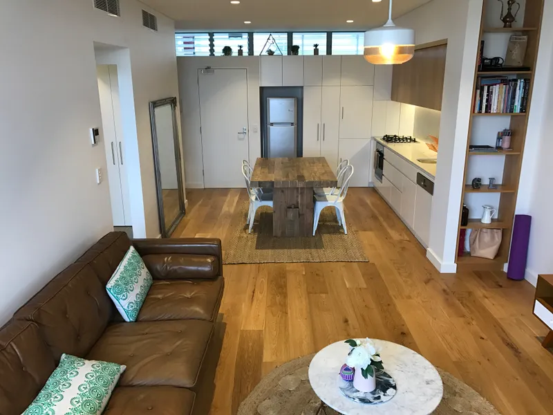 Stunning Near New One Bedroom & Study, Immaculate, Carspace, Perfect Location!