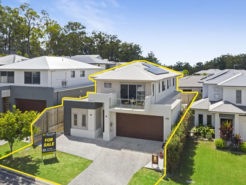 DUAL LIVING AT ITS BEST!!