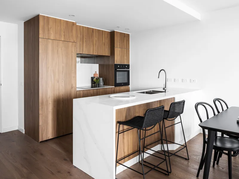 Spacious open plan 1-bedroom apartment in Moonee Ponds. Only 5% deposit*. Save 50% on stamp duty*