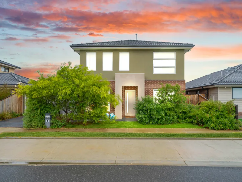 4 Bedroom Home, Life Estate Zoned Alamanda College