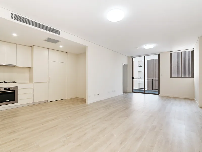 EUROPEAN INSPIRED HOME WITH AN ULTRA CHIC VIBES