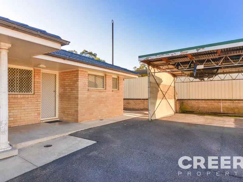 FULLY RENOVATED ONE BEDROOM FLAT