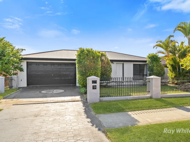 FAMILY RETREAT CATERED TO ENTERTAINMENT