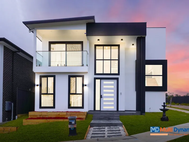 Luxury Brand New Double Storey Home in Austral