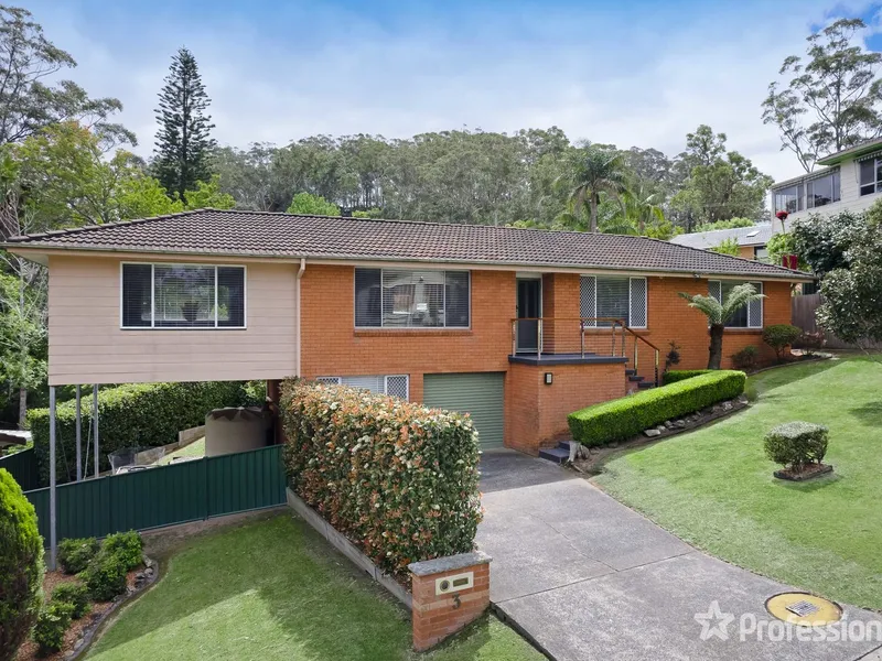 Beautifully presented resort like family home, perfectly set up for entertaining!