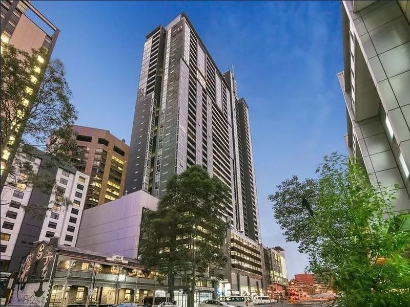 2 BEDROOM APARTMENT WITH CHOICE OF FURNISHED OR UNFURNISHED