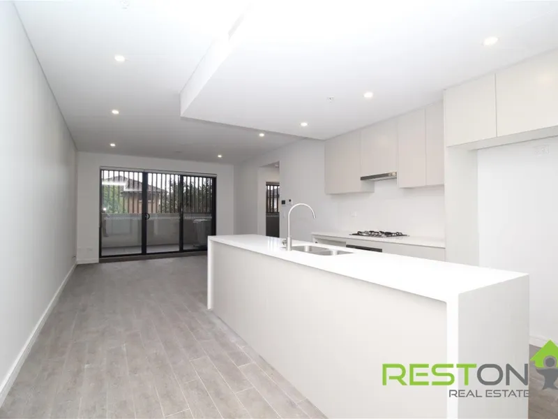 BRAND NEW LUXURY APARTMENT