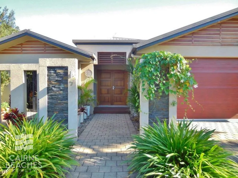 Beautiful tropical home in sort after location