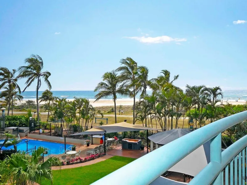 Coming Soon - Rare Beachfront Unit 'Currumbin Sands' Resort